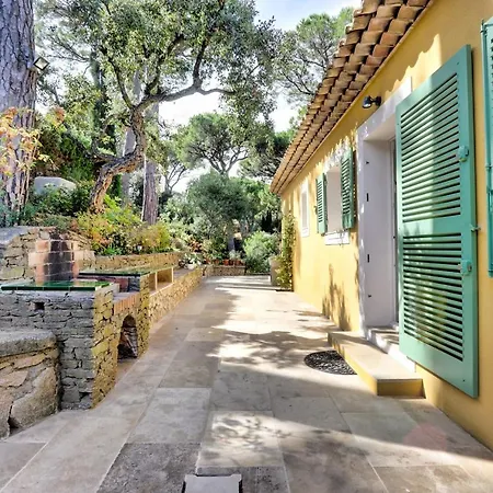 Villa Viviane Superb In The Tropez Next To The Beaches